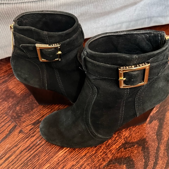 Tory Burch  Black Suede Booties - sz 7.5 - Picture 2 of 14